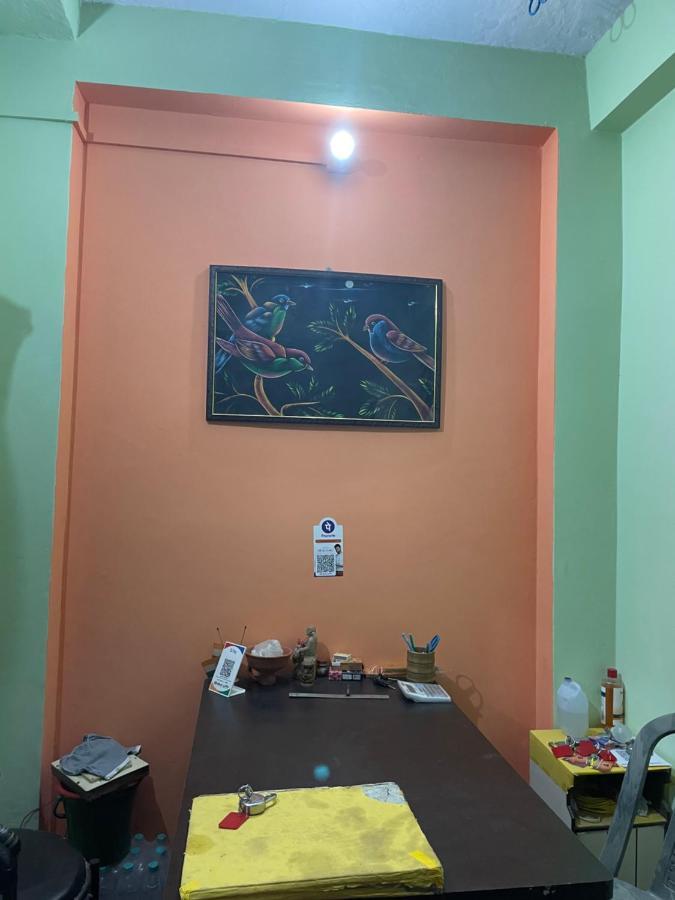 Indra Paying Guest House Váránaszi Kültér fotó