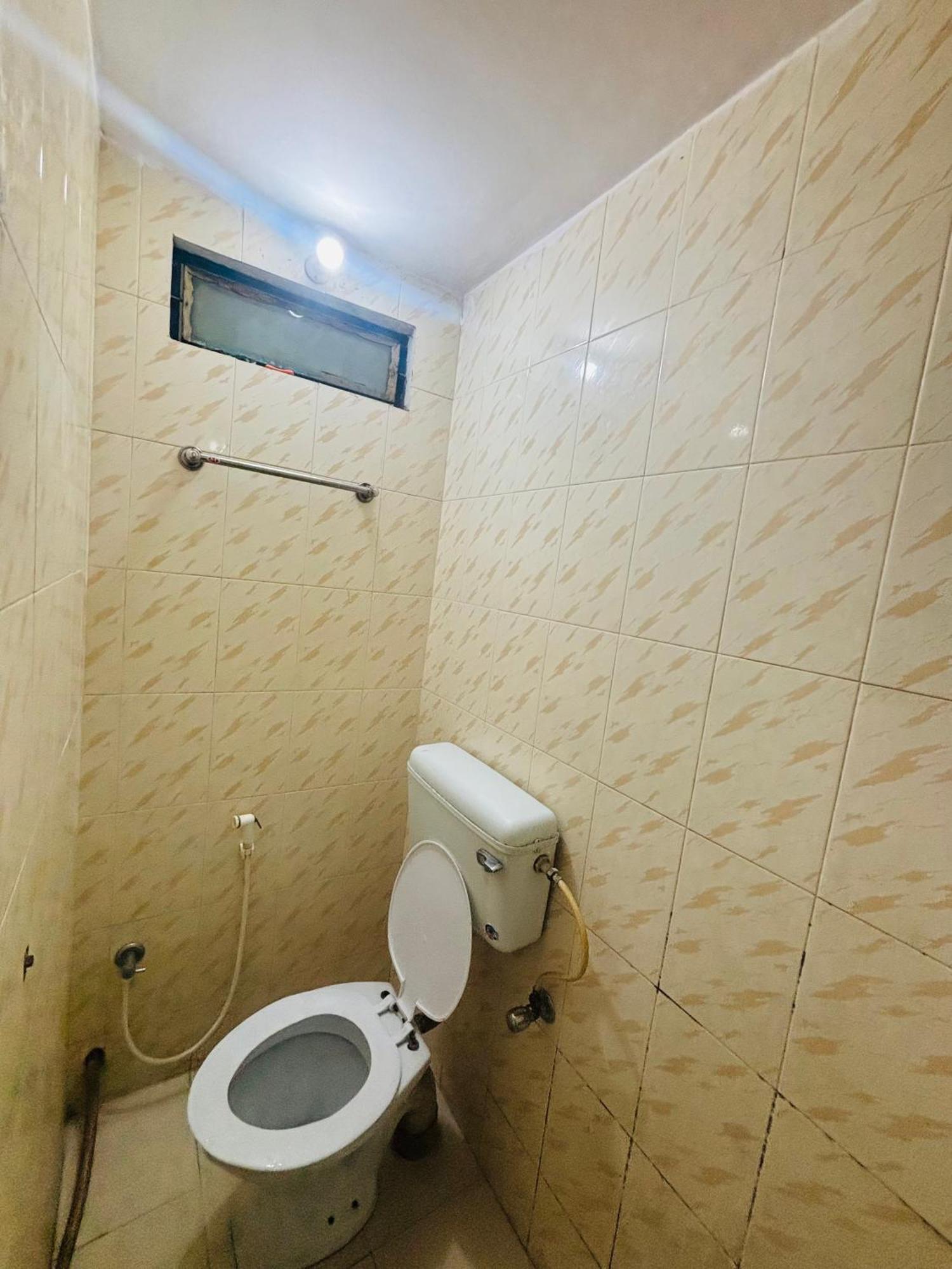 Indra Paying Guest House Váránaszi Kültér fotó
